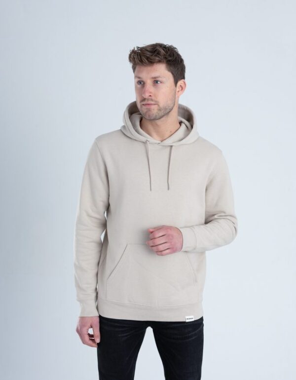 Duurzame premium hoodie trui Zandkleurig voorkant man